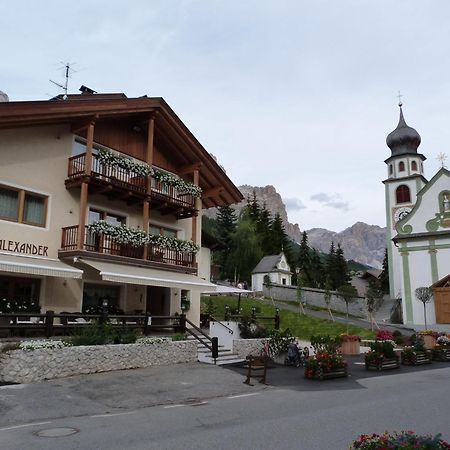 Chalet Ciasa Alexander San Cassiano  Esterno foto