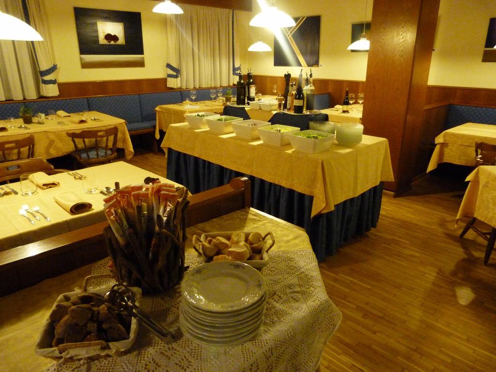 Chalet Ciasa Alexander San Cassiano  Esterno foto